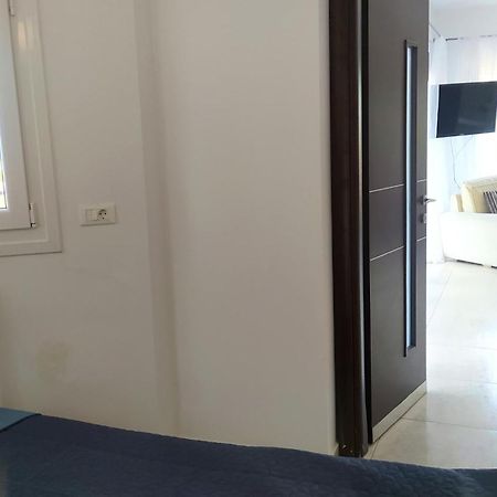 View Διαμερισμα Villa Lukíszia Kültér fotó