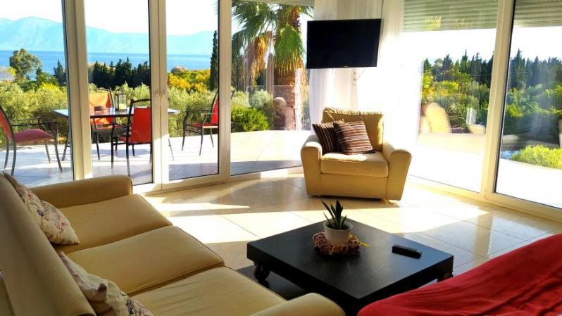 View Διαμερισμα Villa Lukíszia Kültér fotó